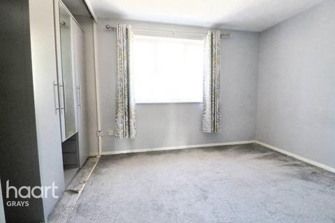 1 bedroom flat for sale, Bridge Road, Grays