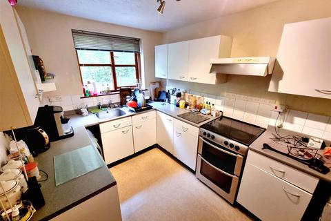 3 bedroom terraced house for sale, Exeter Court, Launceston