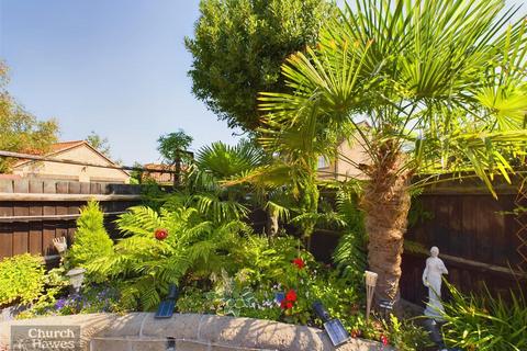 Estuary House, 21 Battle Rise, Heybridge, Maldon, CM9 4PF