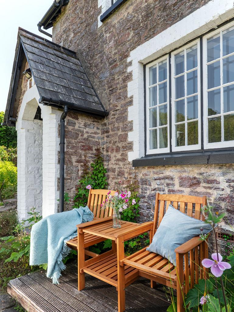 Coastguard Cottage Front Terrace