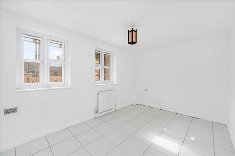 undefined, Gainsborough Court,, Lime Grove, London