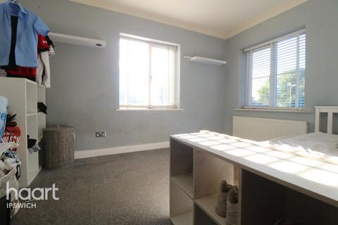 48 Riverside Road, Ipswich, IP1 4AR