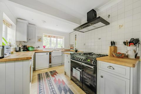 4 bedroom detached house for sale, Batts Lane, Pulborough