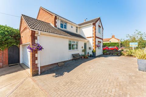 4 bedroom detached house for sale, Stepshort, Belton