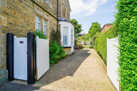 3 bedroom semi-detached house for sale, Baslow Road, Sheffield S17