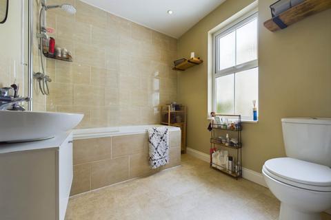 67 Puller Road, Hemel Hempstead, HP1 1QN
