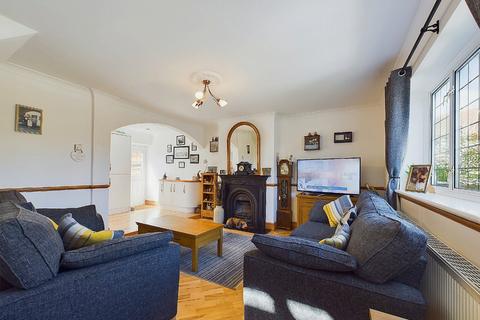 2 bedroom semi-detached house for sale, Arsenal Road, London SE9