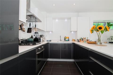 2 bedroom apartment for sale, Blagrove Road, Teddington, TW11