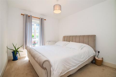 2 bedroom apartment for sale, Blagrove Road, Teddington, TW11