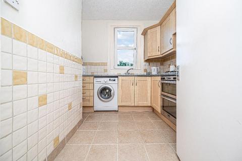 24 Morison Gardens, South Queensferry, EH30 9RJ