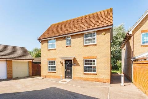 3 bedroom detached house for sale, Dorley Dale, Carlton Colville