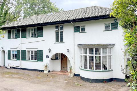 4 bedroom detached house for sale, The Ridgeway, Northaw/Cuffley