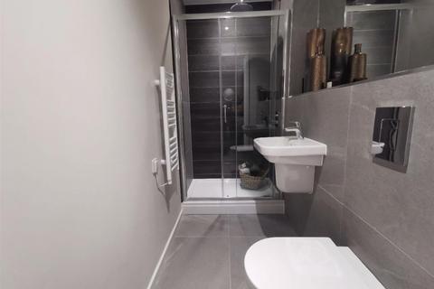 2 bedroom house for sale, City Gardens, Manchester