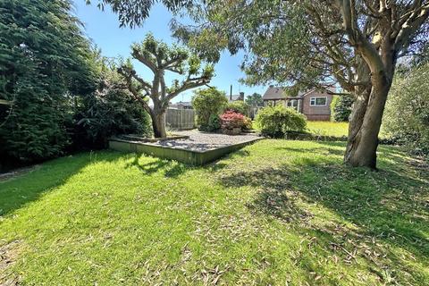 21 Rayners, Kennford, Exeter, EX6 7TP