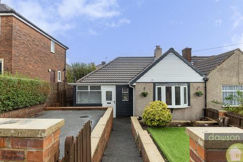 1 bedroom semi-detached bungalow for sale, Thornton Road, Rastrick, Brighouse