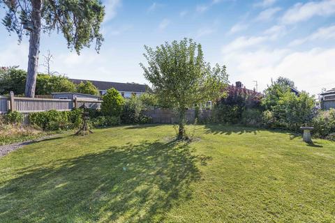 3 bedroom detached bungalow for sale, Old London Road, Benson, OX10