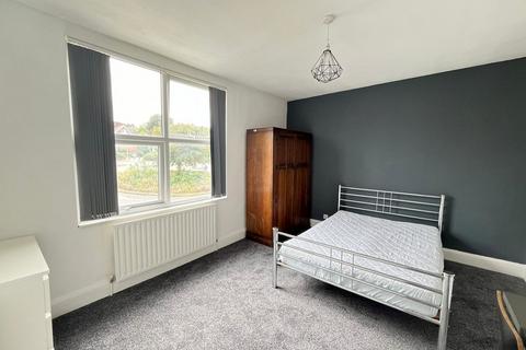1 bedroom in a house share to rent, Kirby Road, Leicester