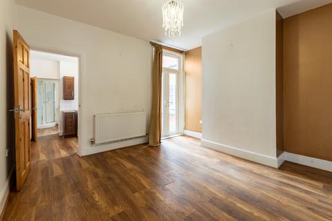 38 Shrubbery Road, Worcester, WR1 1QR