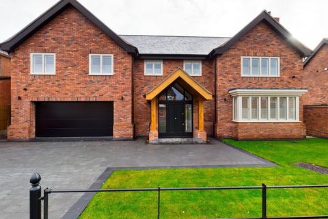 5 bedroom detached house to rent, Coventry Road, Hinckley LE10