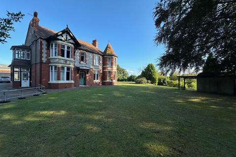 undefined, Main Road, Weston