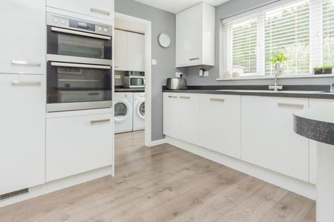 69 Drayton Place, Irthlingborough, Wellingborough, NN9 5TD