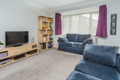 69 Drayton Place, Irthlingborough, Wellingborough, NN9 5TD