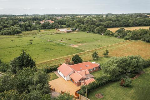 5 bedroom detached bungalow for sale, Gressenhall