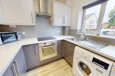 92 Fairview Road, Cheltenham, GL52 2EN