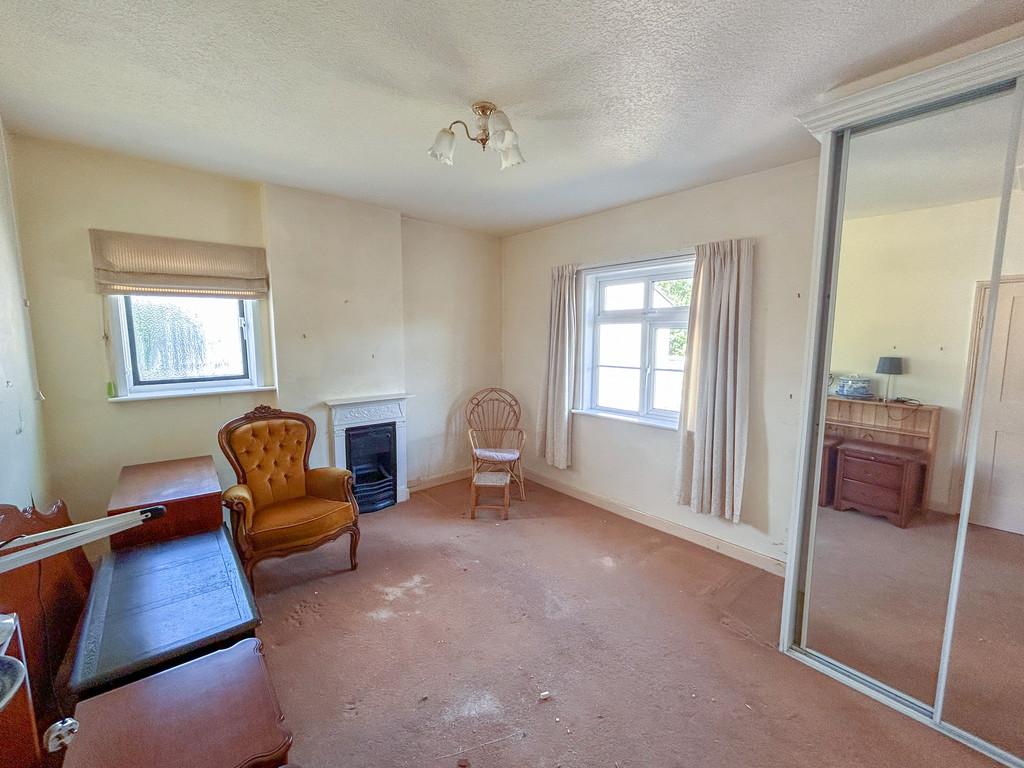 Bedroom 1-1