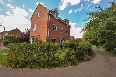 4 bedroom detached house for sale, Lintin Close, Bratton, Telford, TF5 0DS