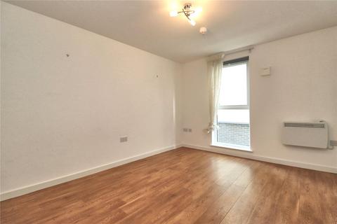 2 bedroom flat for sale, Bradfield House, Woking GU22