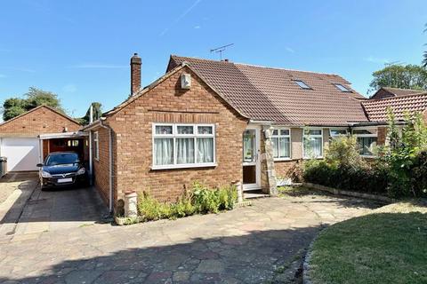 15 Silver Birch Close, Dartford, DA2 7NH