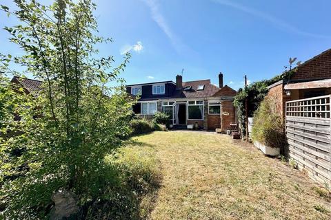 15 Silver Birch Close, Dartford, DA2 7NH