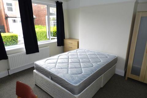 2 Derwentwater Terrace, Leeds, LS6 3JL