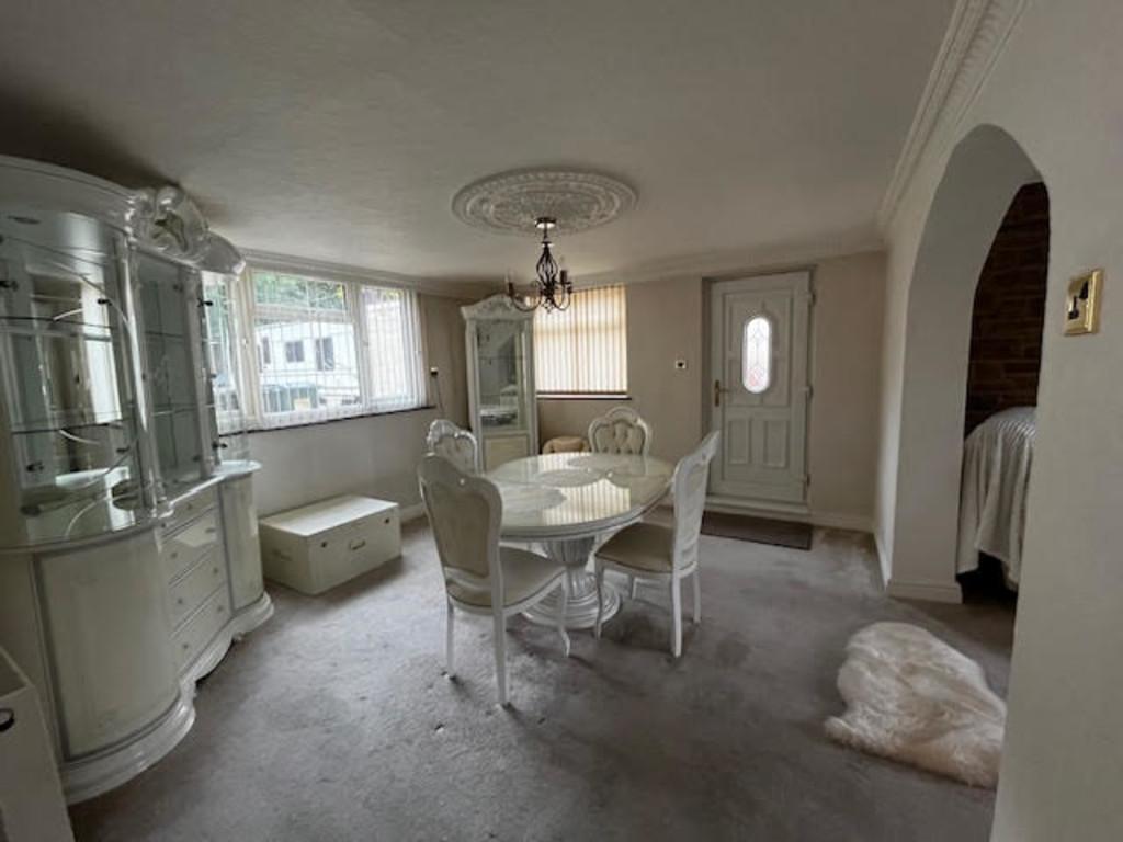 Dining room use 1