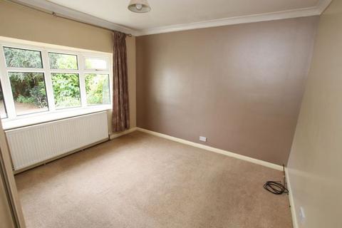 38 Brooklyn Drive, Humberston, Grimsby, DN36 4EN