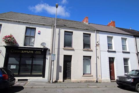 2 bedroom ground floor flat to rent, No 4 Mansel Street, Carmarthen