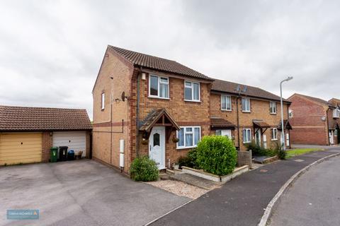 3 bedroom end of terrace house for sale, Bryer Close, Bridgwater