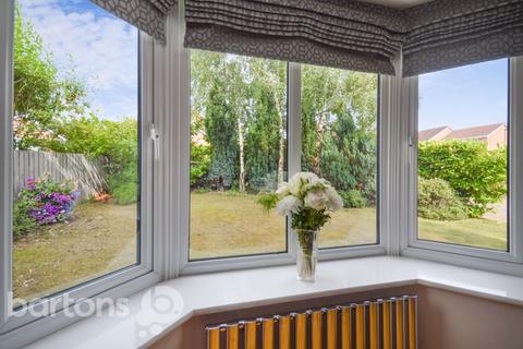 2 Heron Drive, Brampton Bierlow, Rotherham, S63 6BZ