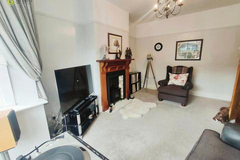 3 bedroom semi-detached house for sale, Sandhurst Avenue, Birmingham B36