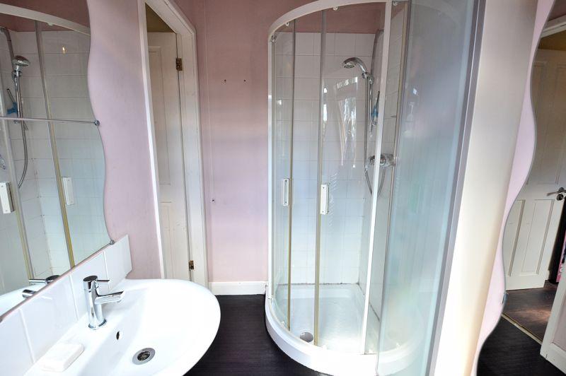 En suite shower room