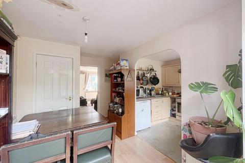 3 bedroom semi-detached house for sale, Selwyn Road, Burntwood, WS7 9HU