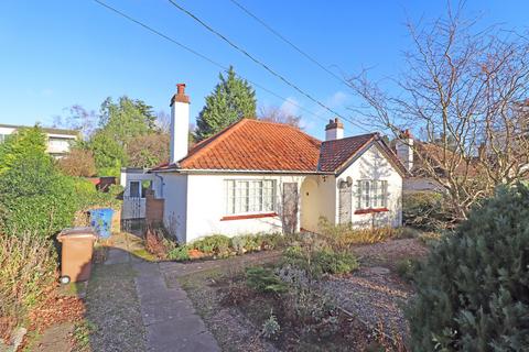 2 bedroom detached bungalow for sale, Elm Road, East Bergholt