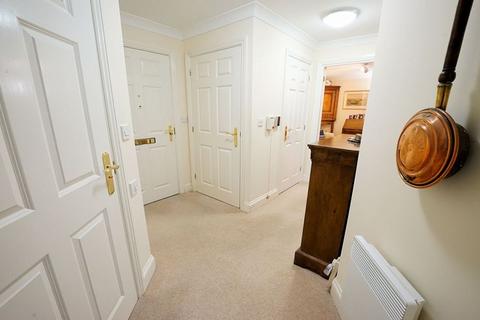 2 bedroom retirement property for sale, Silver Street, Nailsea BS48