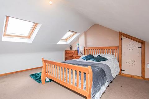 5 bedroom end of terrace house for sale, Devon Way, Banbury - NO ONWARD CHAIN