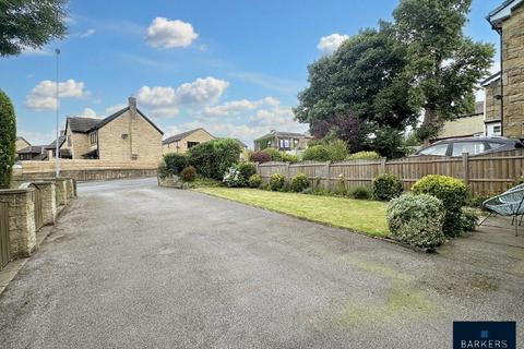 4 bedroom detached house for sale, Oxford Road, Gomersal