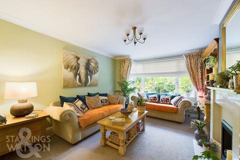 3 bedroom detached house for sale, Drayton High Road, Hellesdon, Norwich