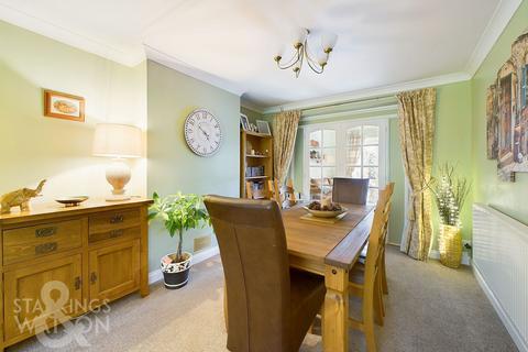 379 Drayton High Road, Hellesdon, Norwich, NR6 5BG