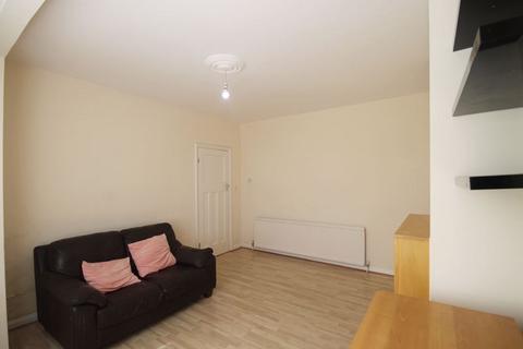 20, Floriston Court Whitton Avenue West, Northolt, UB5 4JX