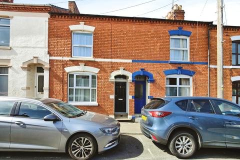 4 bedroom house share to rent, Byron Street, Northampton, NN2 7JE